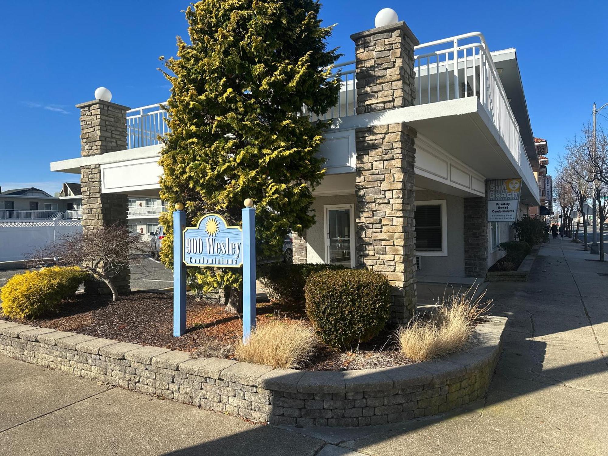 Beautiful Condo Sleeps 4- Only 2 Blocks From Beach Ocean City Exterior photo