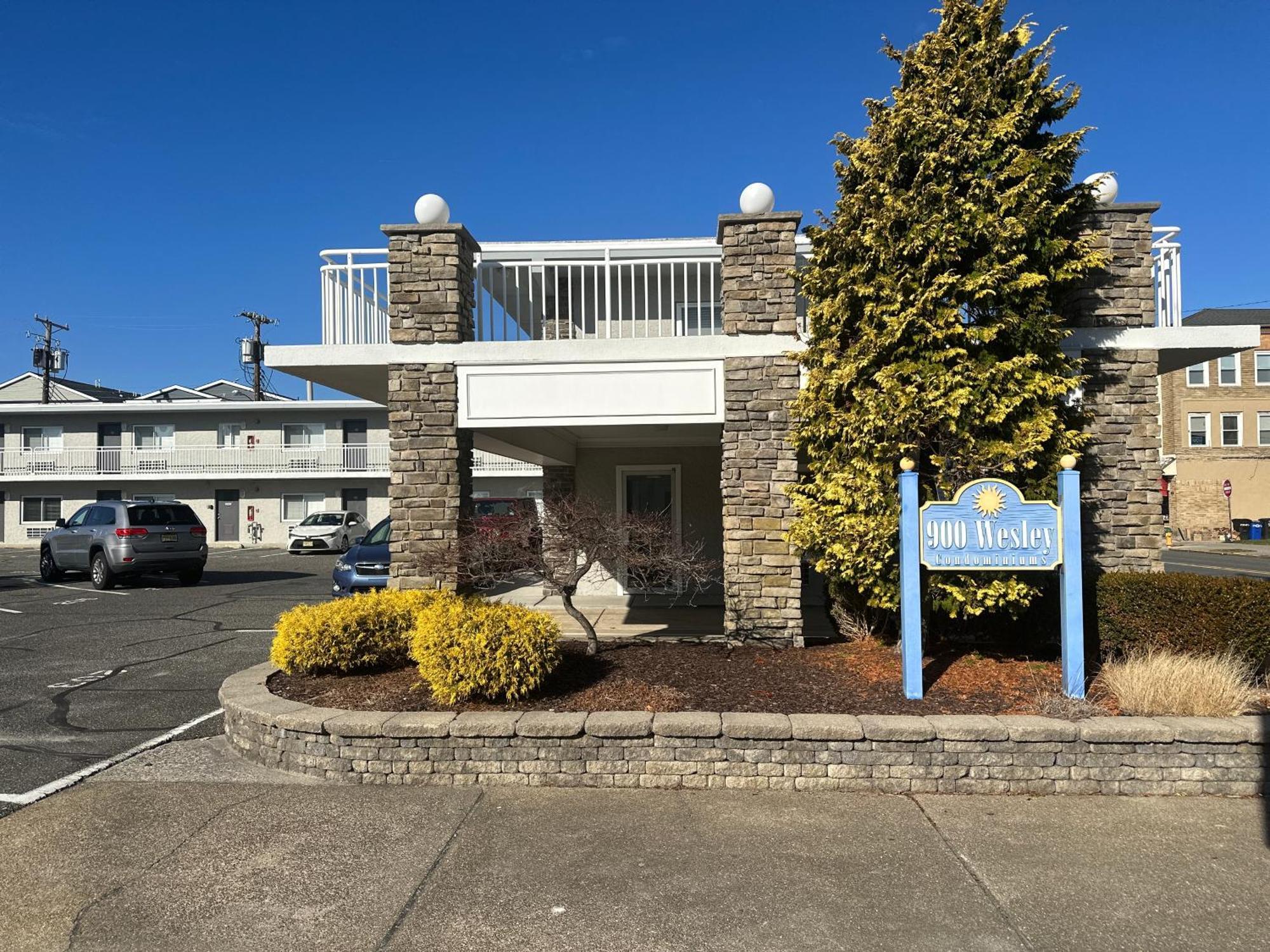 Beautiful Condo Sleeps 4- Only 2 Blocks From Beach Ocean City Exterior photo